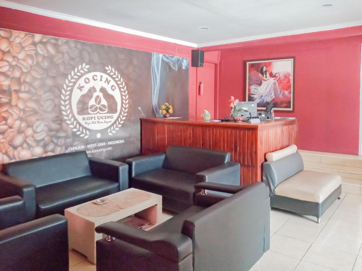 Urbanview Hotel Rio Life House Cianjur By Reddoorz Esterno foto