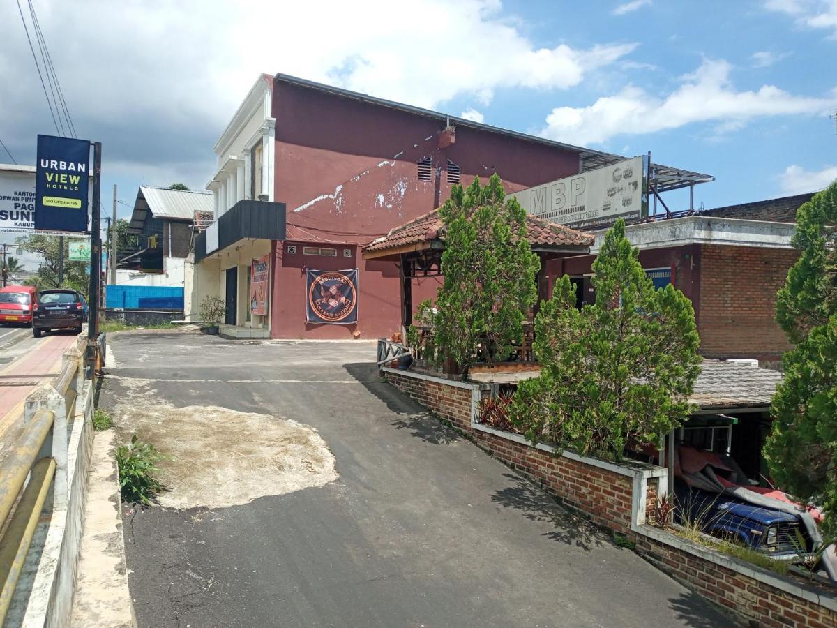 Urbanview Hotel Rio Life House Cianjur By Reddoorz Esterno foto